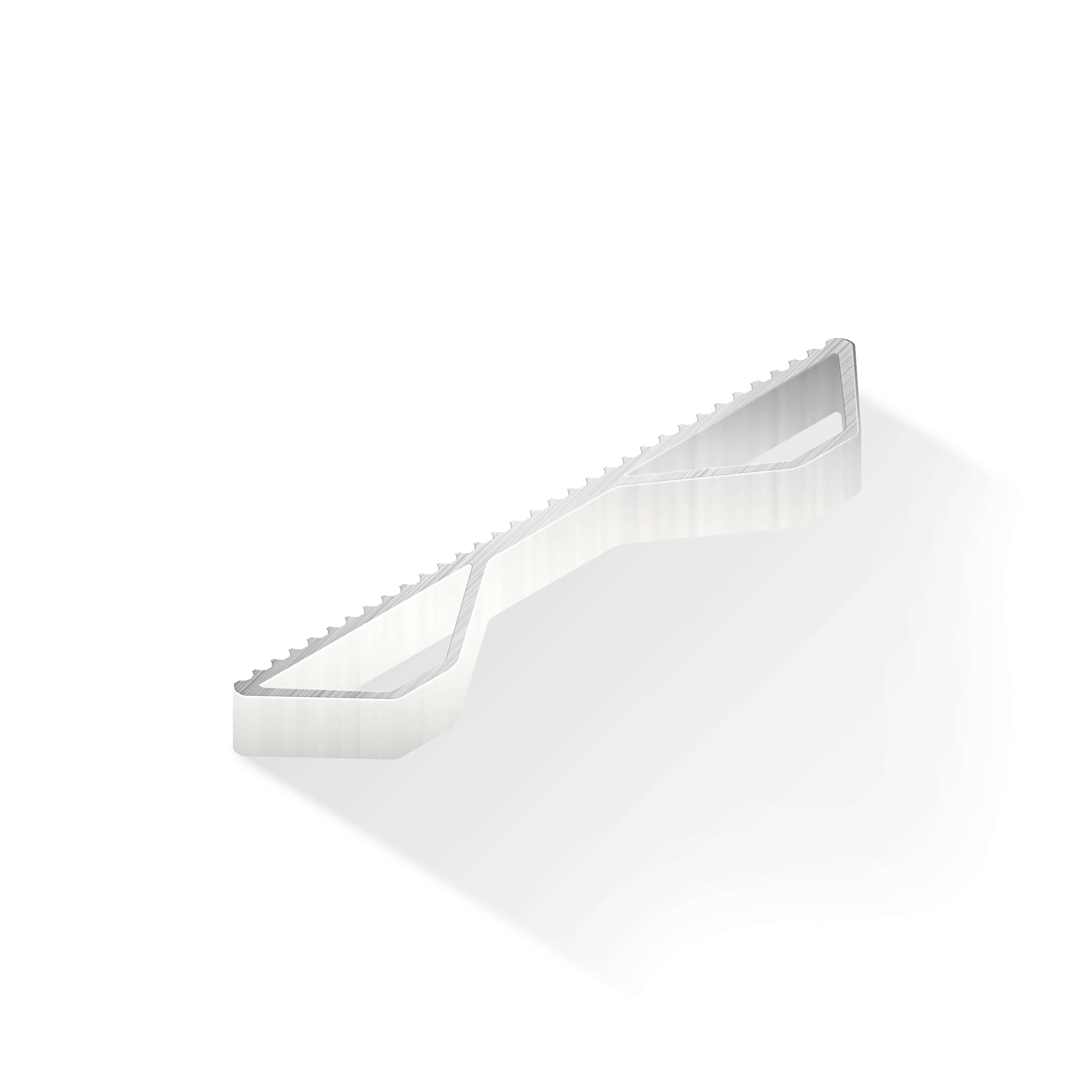 Алюминиевый профиль для лестниц 132x20,78